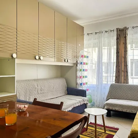 1270 * Durrës